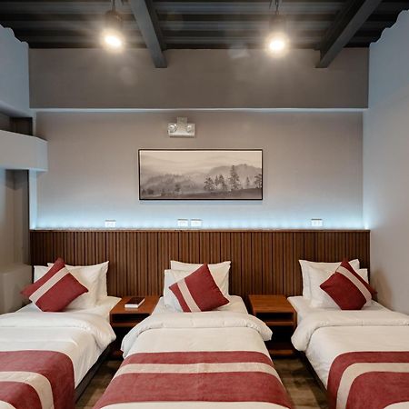 Kekehyu Business Hotel Valencia  Extérieur photo