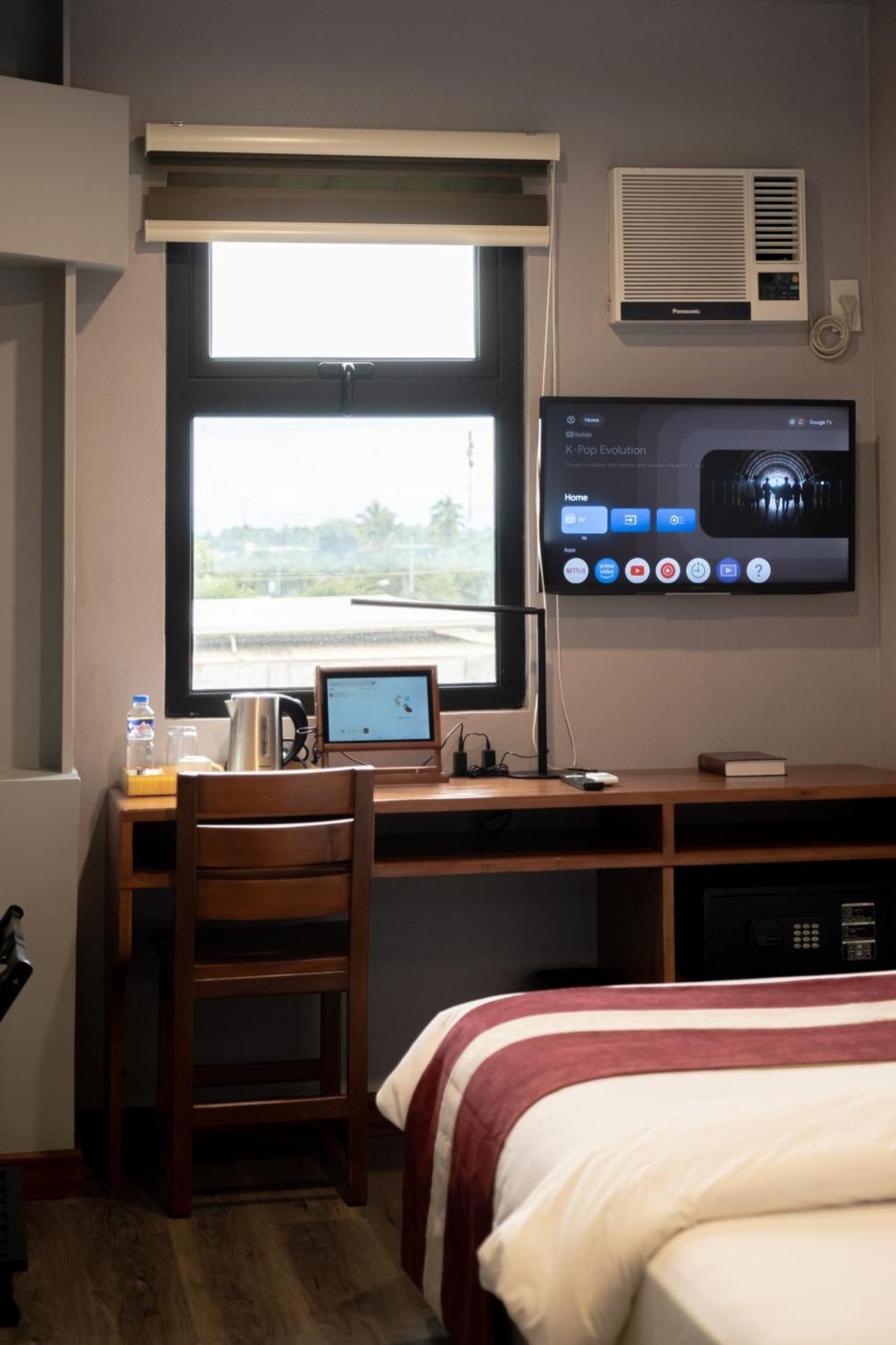 Kekehyu Business Hotel Valencia  Extérieur photo