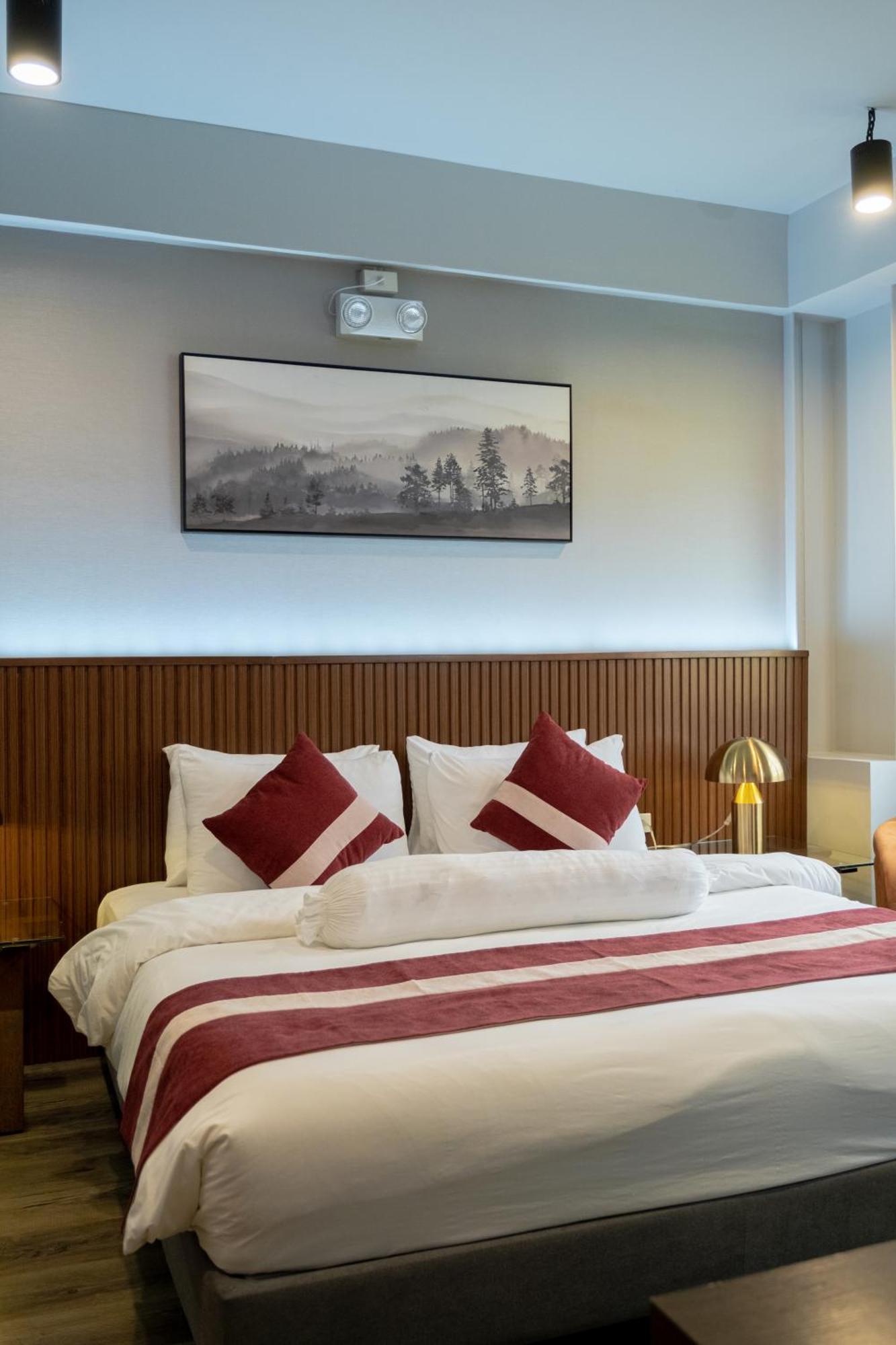 Kekehyu Business Hotel Valencia  Extérieur photo