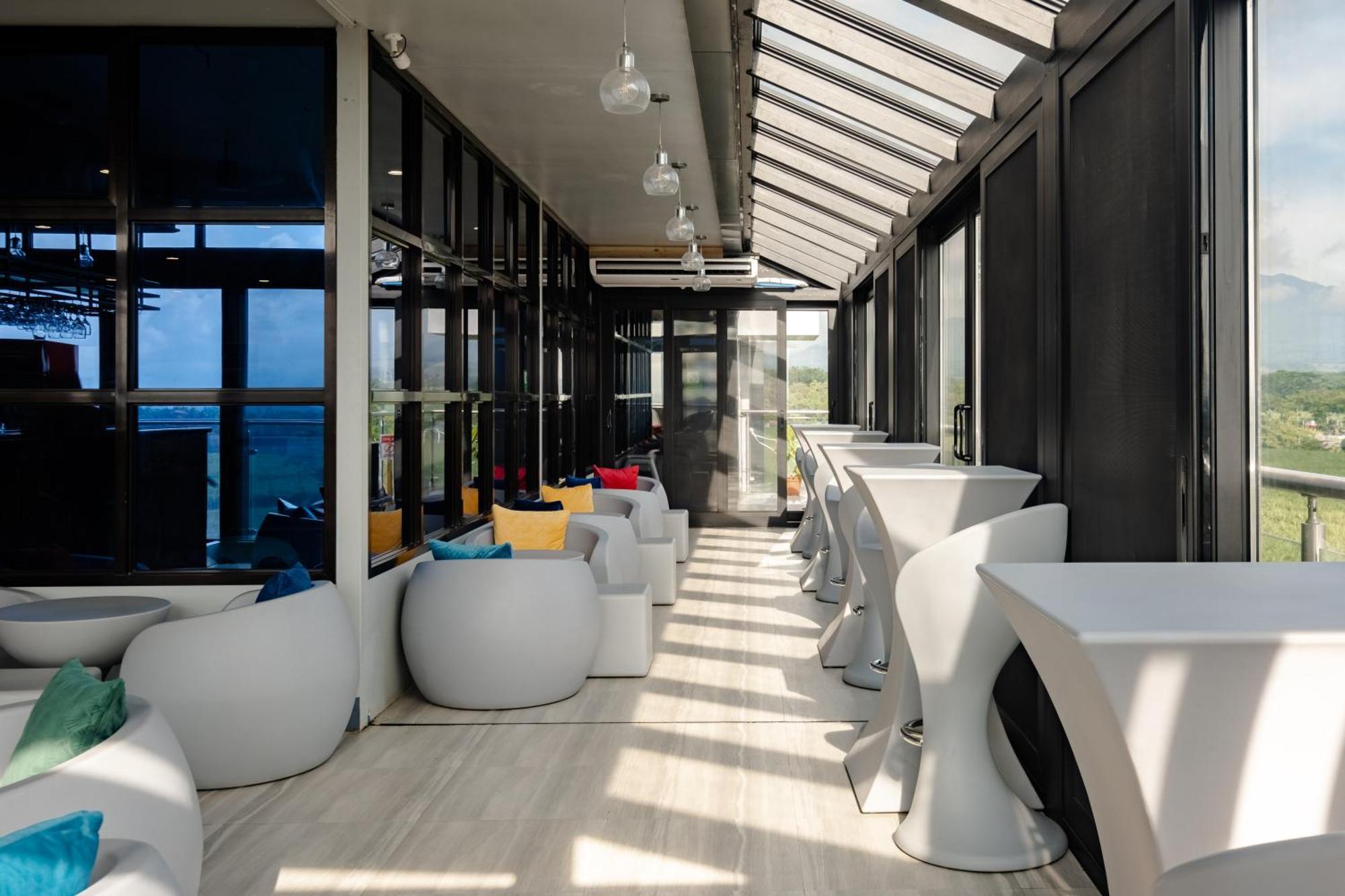 Kekehyu Business Hotel Valencia  Extérieur photo