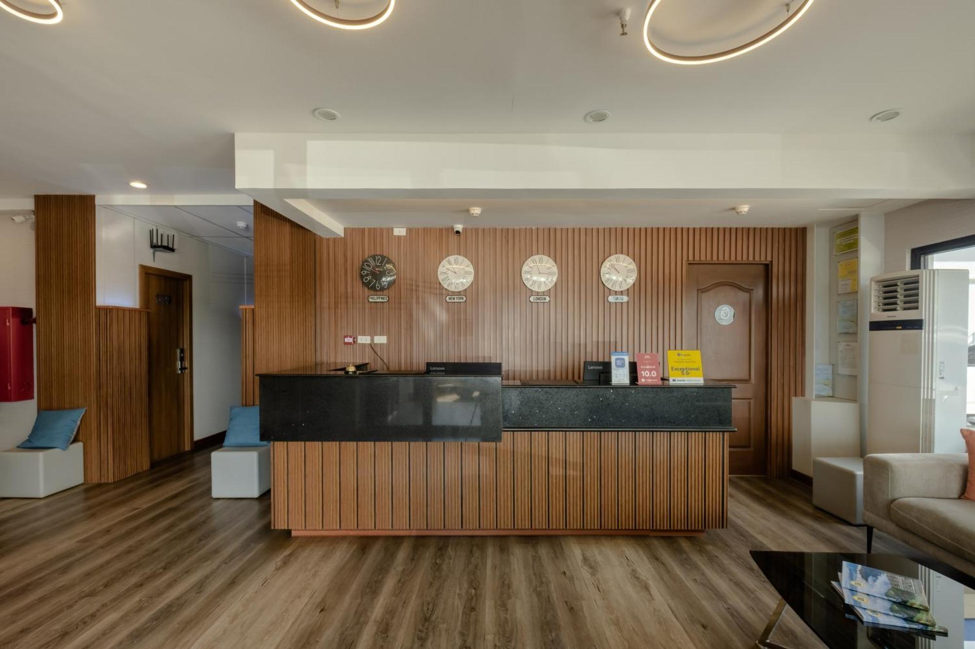 Kekehyu Business Hotel Valencia  Extérieur photo